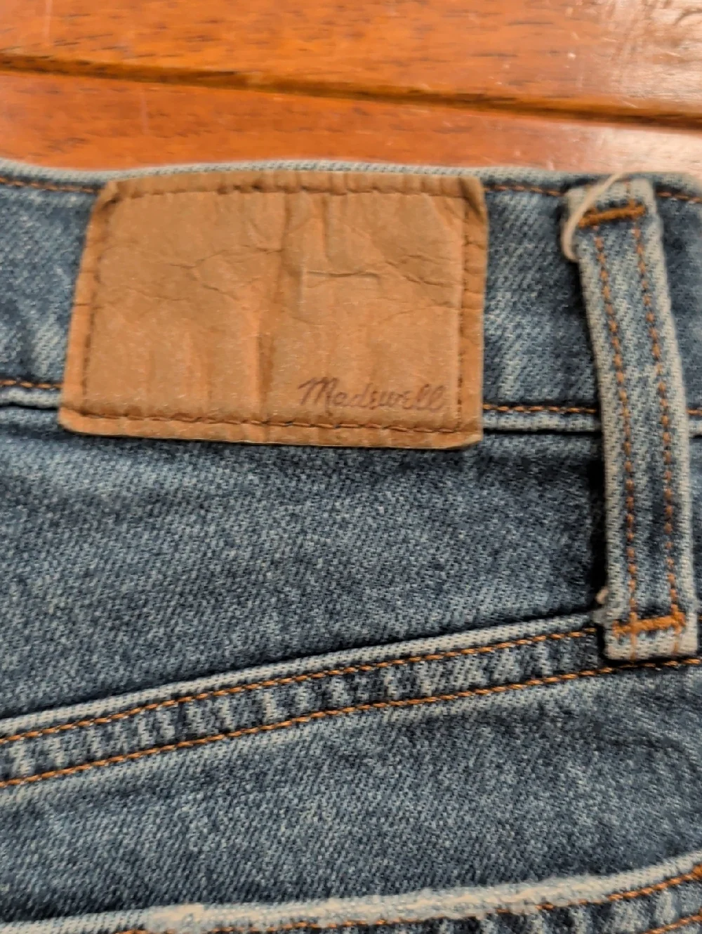 Madewell Balloon Barrel Jeans in Dark Blue Denim - Picture 6 of 9